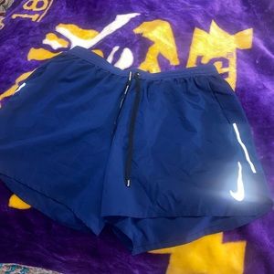 Nike Flex Stride 5in Shorts sz XL